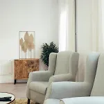 Modern With Balcony- 2bd 2bth- San Vicente Appartement